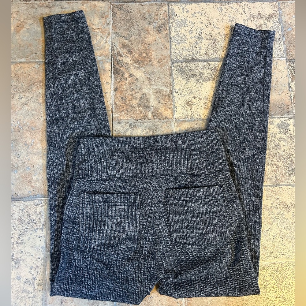 Athleta leggings - Picture 10 of 12